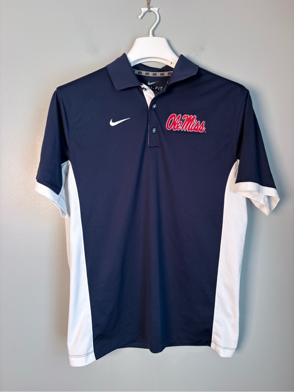 Nike Dri-Fit Mens Medium Ole Miss Rebels Polo Shirt Navy Blue